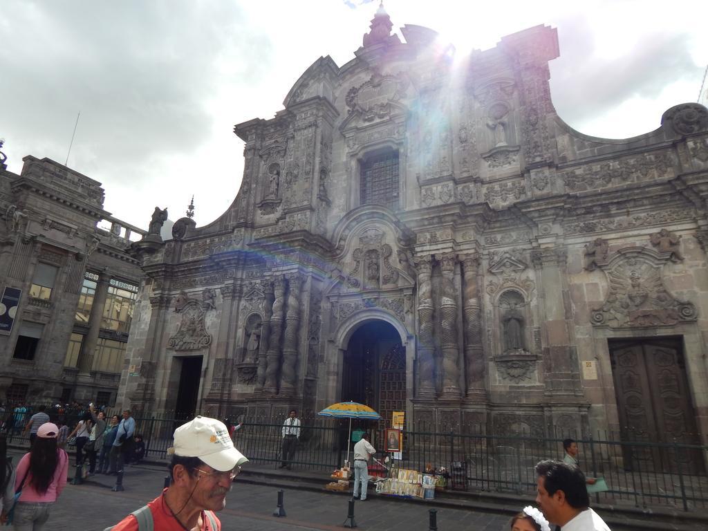 Departamento Quito Historico Leilighet Eksteriør bilde